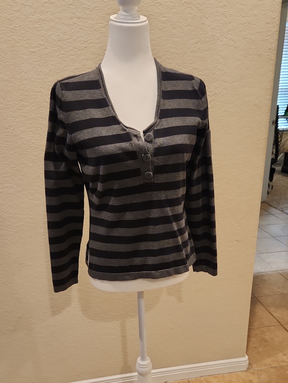 Tommy Hilfigure Striped Long-Sleeve Henley Top in Black and Gray